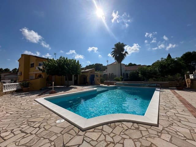 Chalet de 3 habitaciones en L'Ametlla de Mar en venta con piscina garaje - 395.000 € (Ref: 9132157)