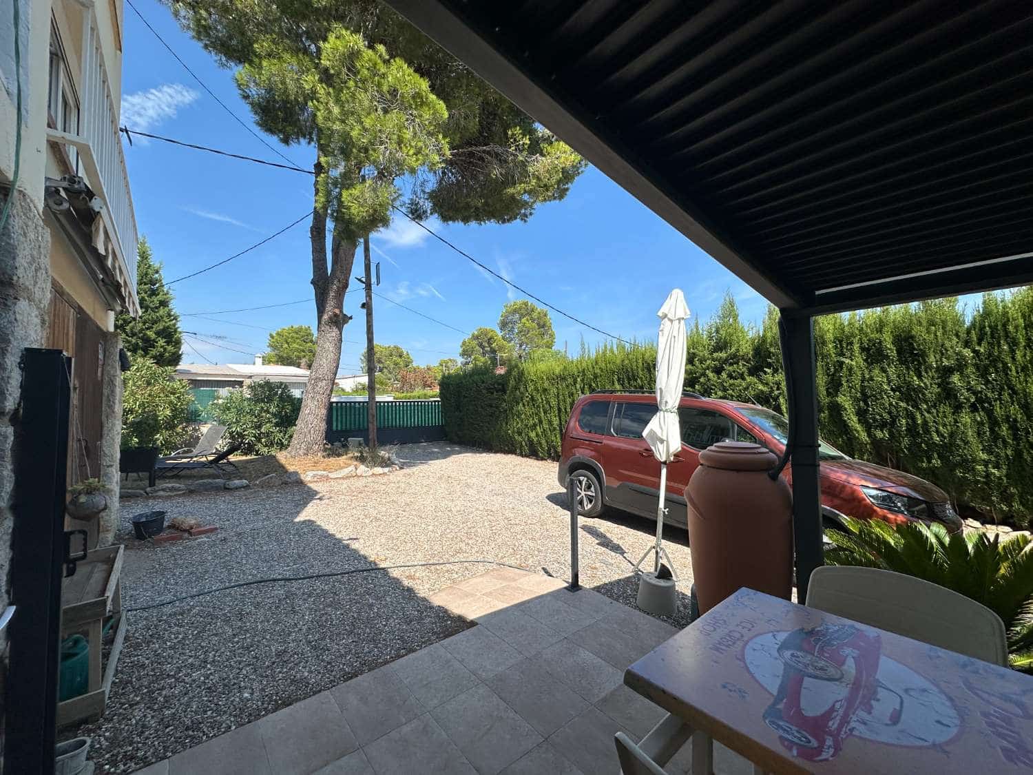 4 soveværelse Villa til salg i Pratdip med garage - € 245.000 (Ref: 9162075)