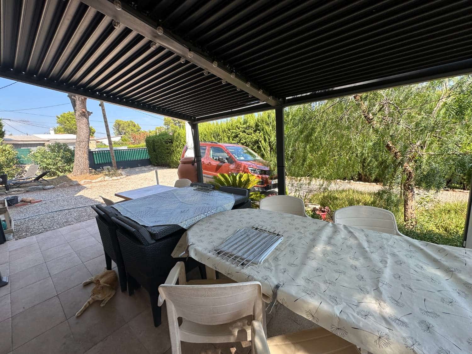 4 soveværelse Villa til salg i Pratdip med garage - € 245.000 (Ref: 9162075)