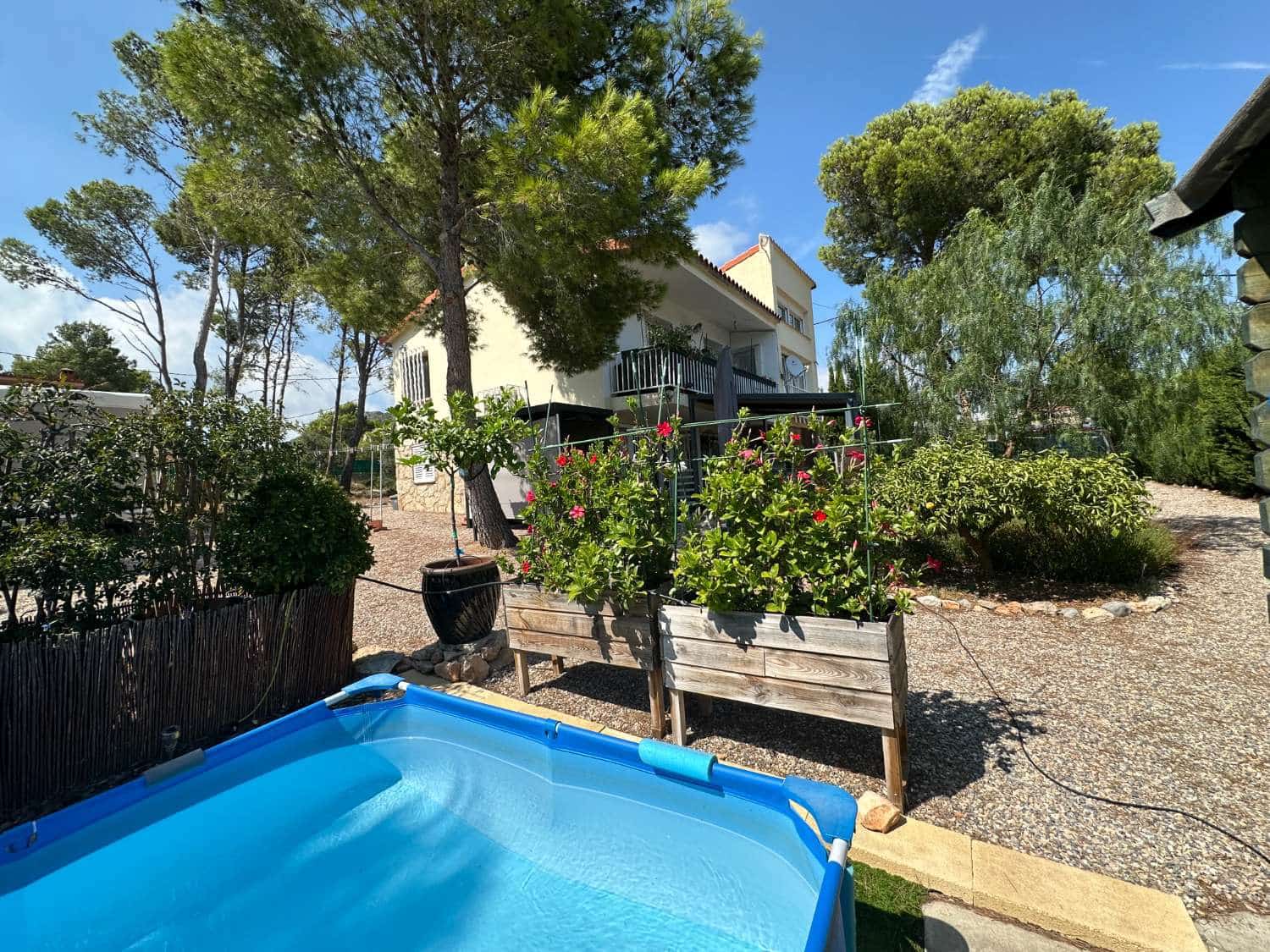 4 soveværelse Villa til salg i Pratdip med garage - € 245.000 (Ref: 9162075)