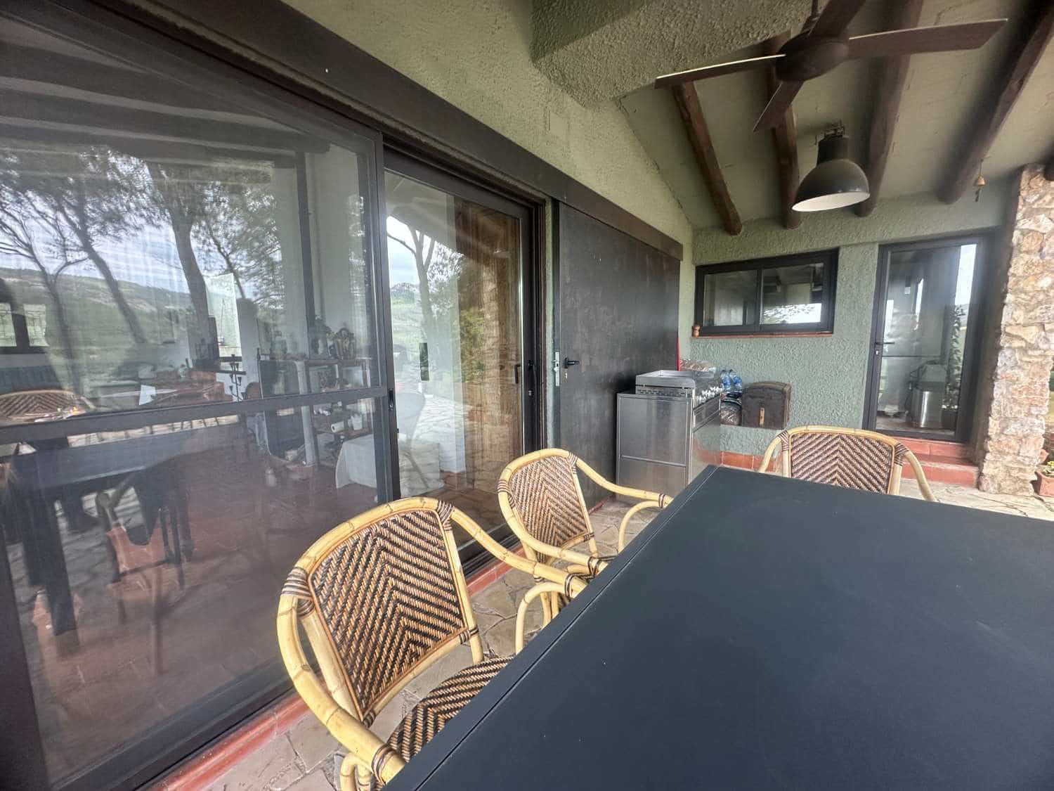 5 soveværelse Byhus til salg i Pratdip med swimmingpool - € 425.000 (Ref: 9166821)