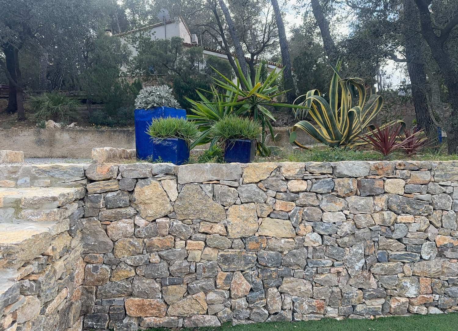 5 soveværelse Byhus til salg i Pratdip med swimmingpool - € 425.000 (Ref: 9166821)