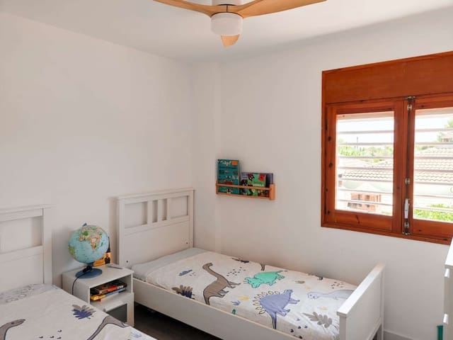 3 soverom Rekkehus til salgs i L'Ametlla de Mar med garasje - € 205 000 (Ref: 9183330)