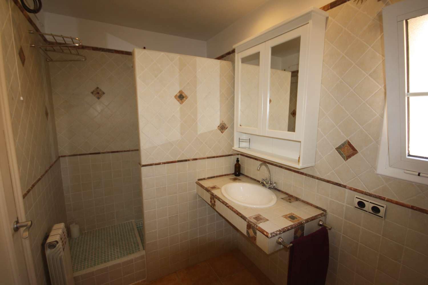 5 soveværelse Semi-Rækkehus til salg i Salou - € 420.000 (Ref: 9188122)