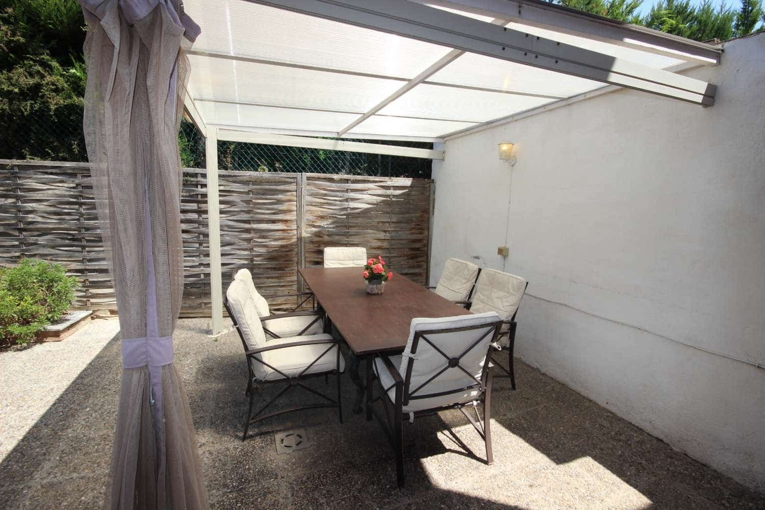 5 soveværelse Semi-Rækkehus til salg i Salou - € 420.000 (Ref: 9188122)