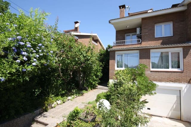 Pareado de 5 habitaciones en Salou en venta - 420.000 € (Ref: 9188122)