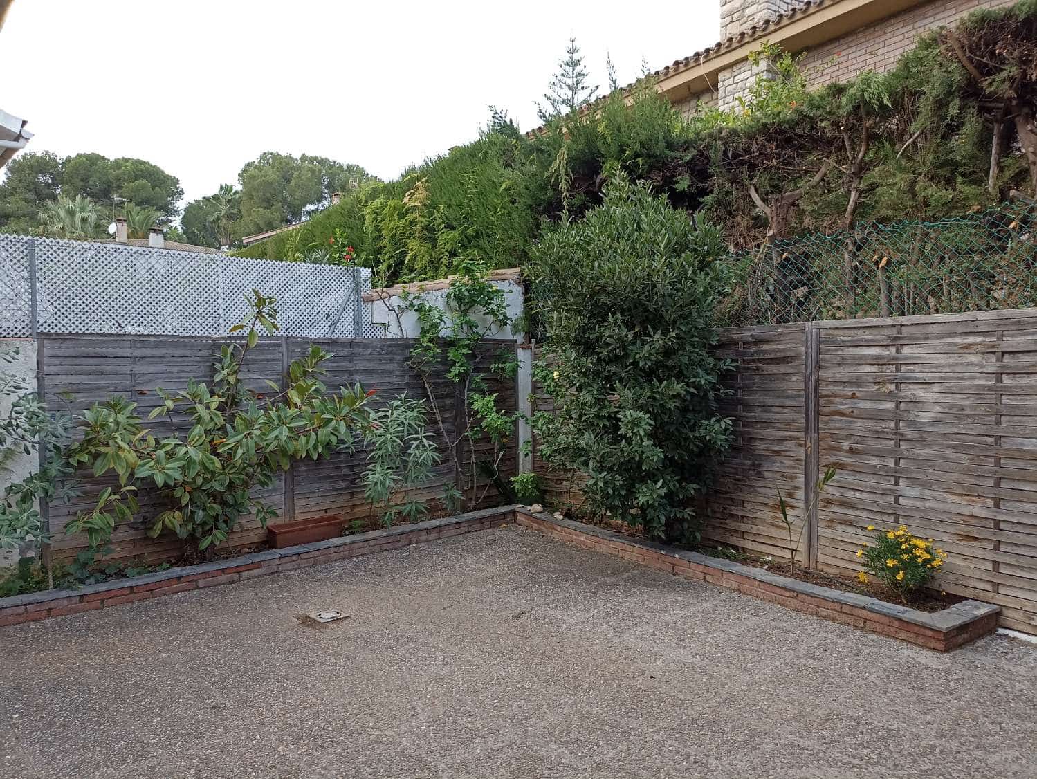 5 soveværelse Semi-Rækkehus til salg i Salou - € 420.000 (Ref: 9188122)