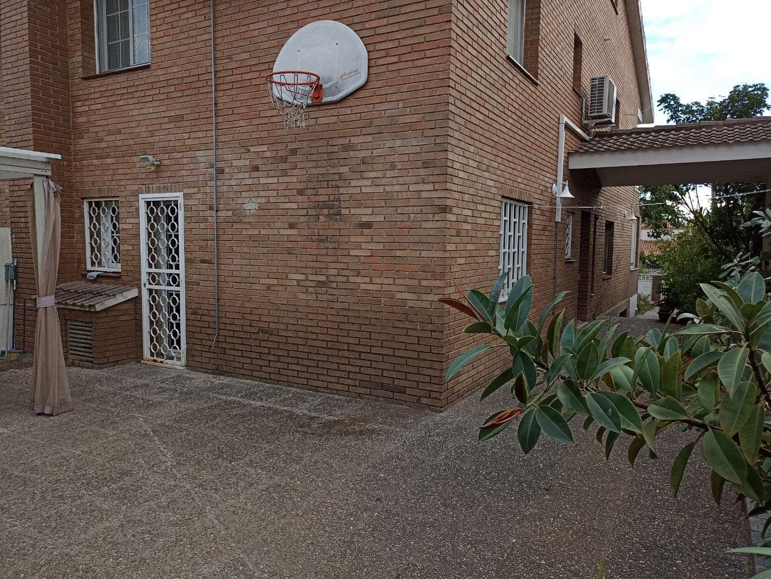 5 soveværelse Semi-Rækkehus til salg i Salou - € 420.000 (Ref: 9188122)