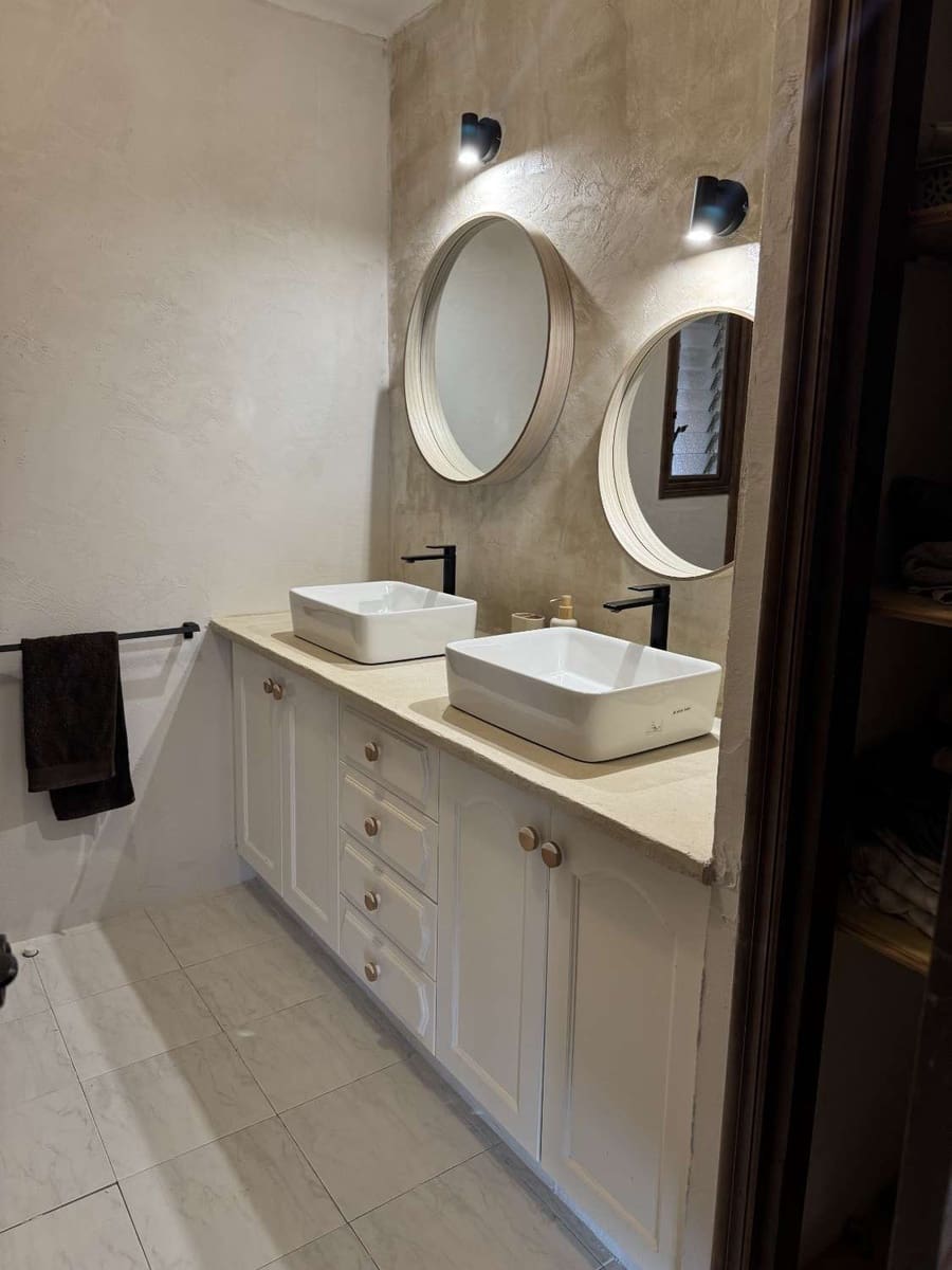 3 makuuhuone Huvila myytävänä paikassa L'Ametlla de Mar mukana uima-altaan 
autotalli - 480 000 € (Ref: 9276156)