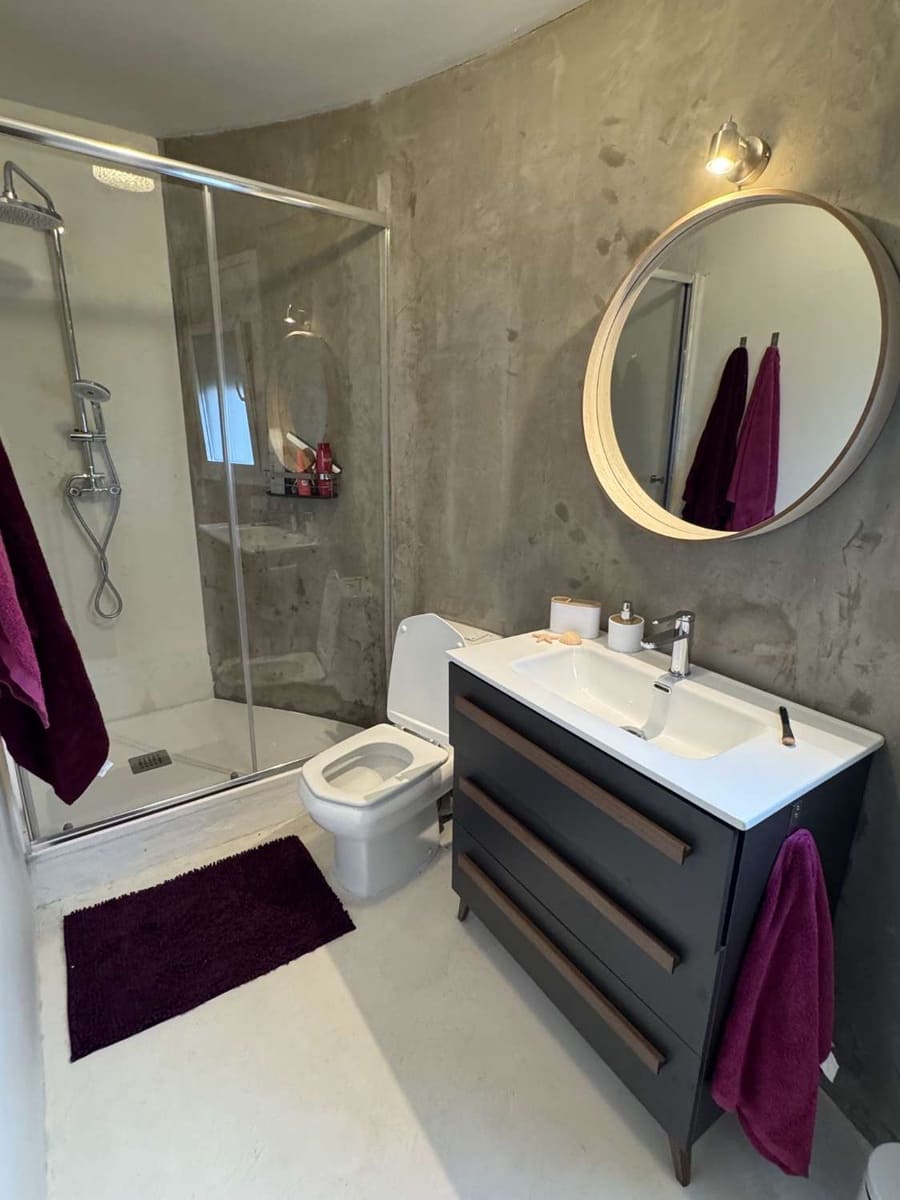 3 makuuhuone Huvila myytävänä paikassa L'Ametlla de Mar mukana uima-altaan 
autotalli - 480 000 € (Ref: 9276156)