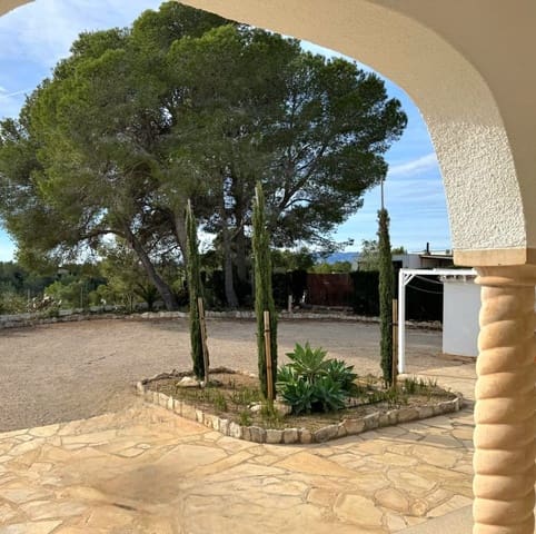 3 makuuhuone Huvila myytävänä paikassa L'Ametlla de Mar mukana uima-altaan 
autotalli - 480 000 € (Ref: 9276156)