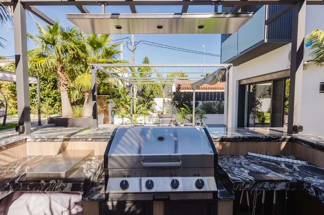 3 bedroom Villa for sale in L'Ametlla de Mar with pool - € 675,000 (Ref: 9344412)