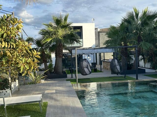 3 bedroom Villa for sale in L'Ametlla de Mar with pool - € 675,000 (Ref: 9344412)