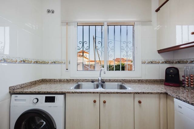 3 soverom Rekkehus til salgs i Mont-roig del Camp med svømmebasseng - € 265 000 (Ref: 9448987)