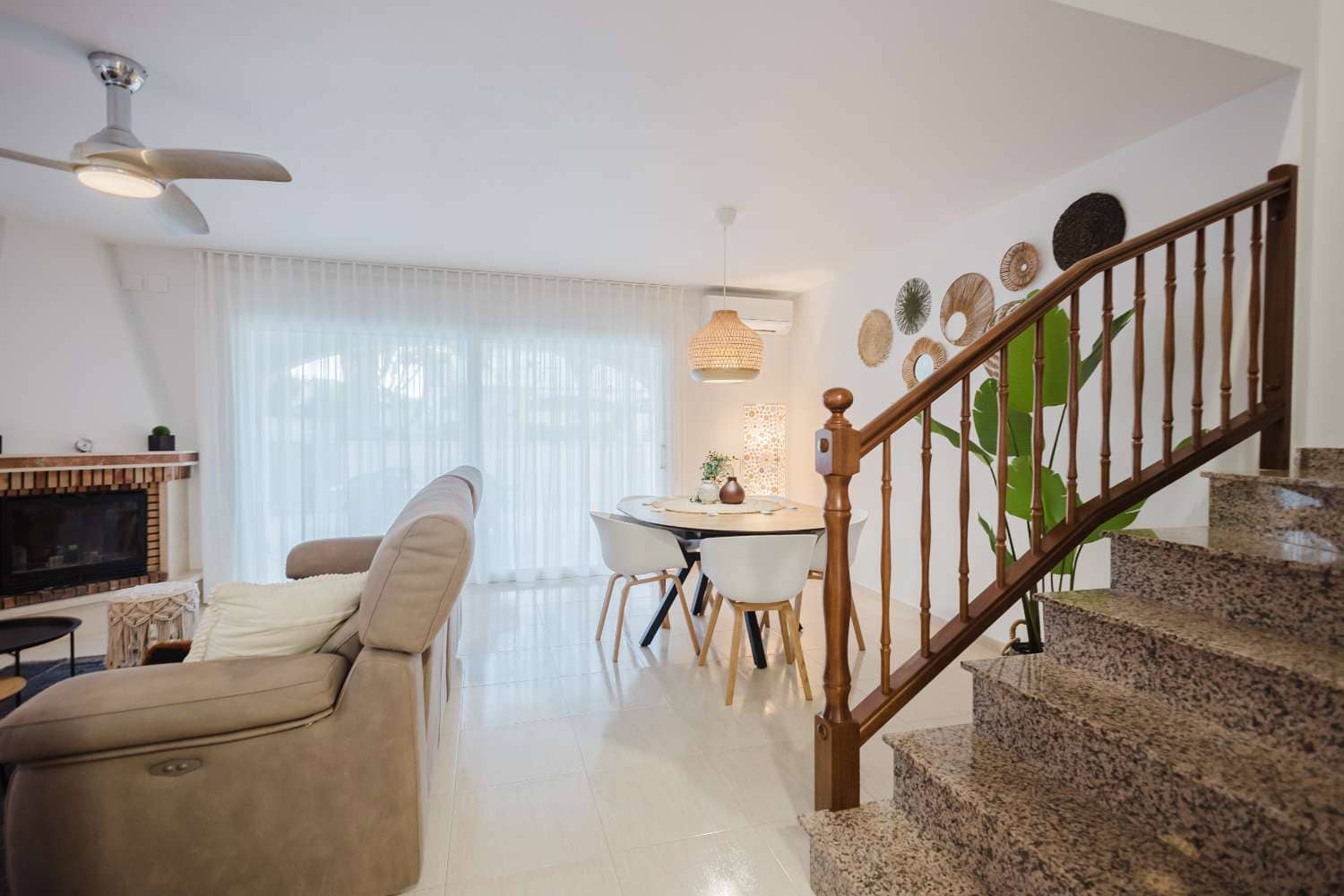 3 soverom Rekkehus til salgs i Mont-roig del Camp med svømmebasseng - € 265 000 (Ref: 9448987)