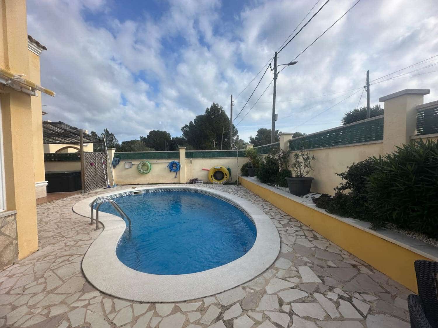 4 chambre Villa/Maison à vendre à L'Ametlla de Mar avec piscine - 330 000 € (Ref: 9535586)