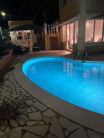 Chalet de 4 habitaciones en L'Ametlla de Mar en venta con piscina - 330.000 € (Ref: 9535586)