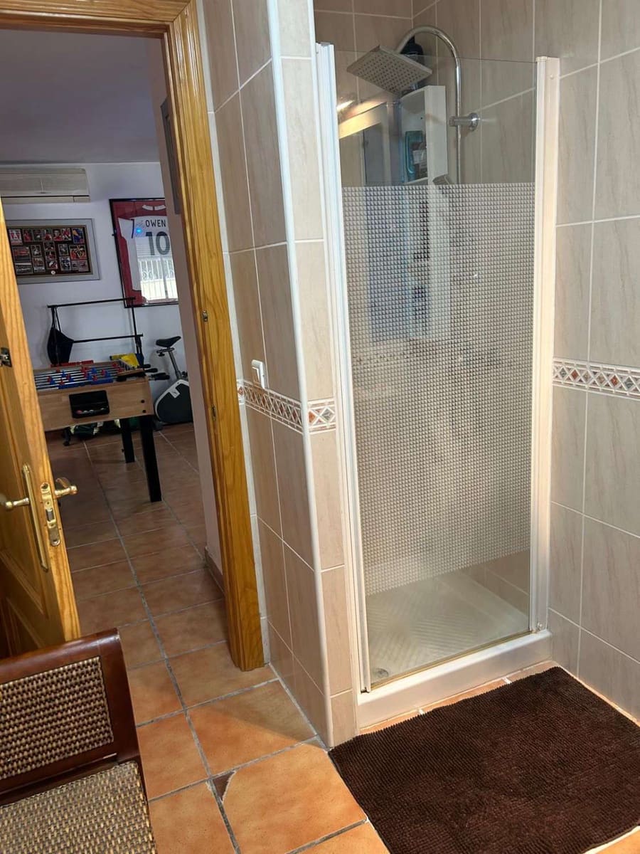 4 bedroom Villa for sale in L'Ametlla de Mar with pool - € 330,000 (Ref: 9535586)