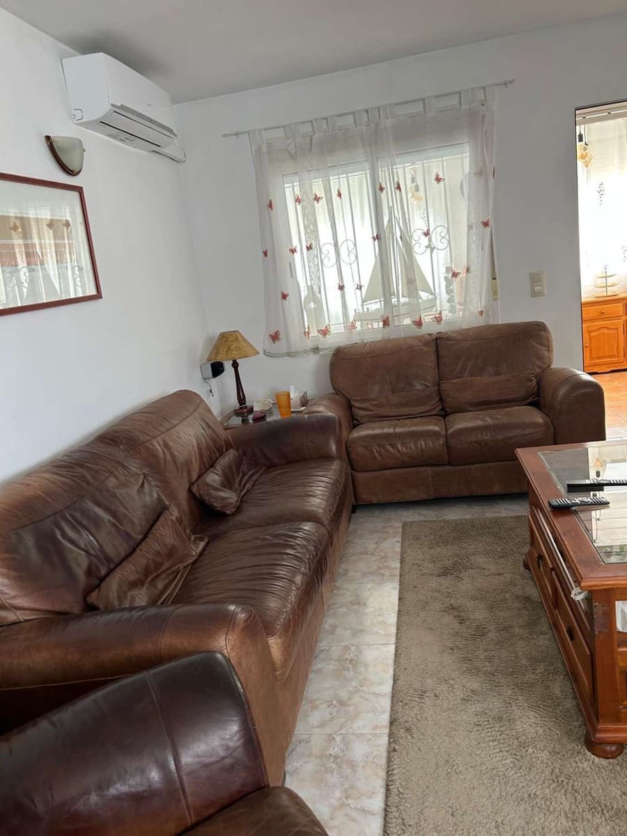 4 bedroom Villa for sale in L'Ametlla de Mar with pool - € 330,000 (Ref: 9535586)