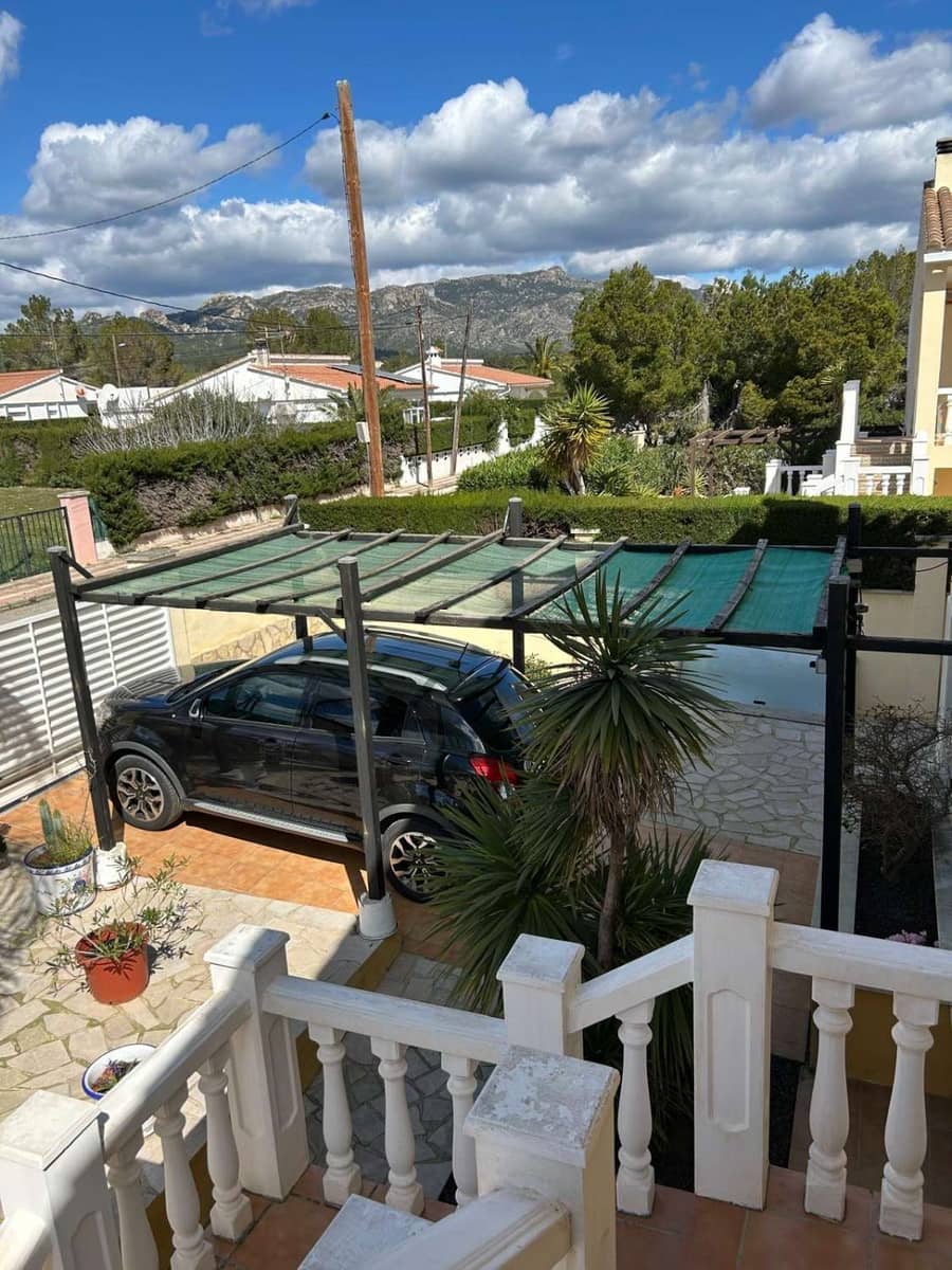 4 bedroom Villa for sale in L'Ametlla de Mar with pool - € 330,000 (Ref: 9535586)