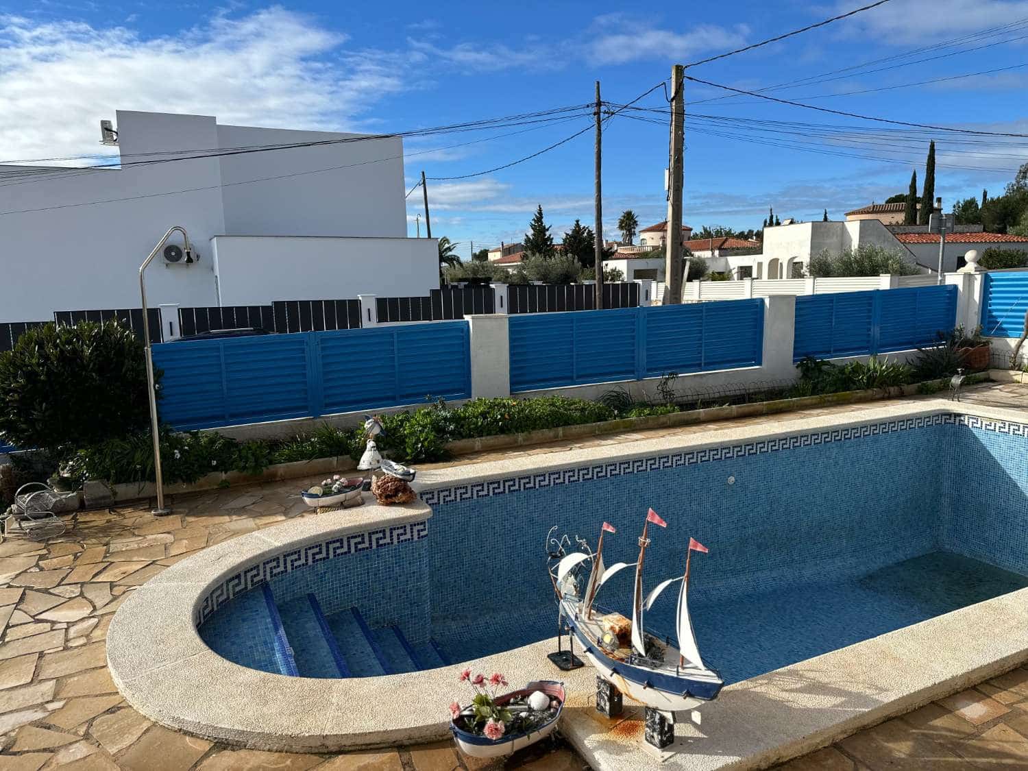 3 makuuhuone Huvila myytävänä paikassa L'Ametlla de Mar mukana uima-altaan - 299 000 € (Ref: 9590791)