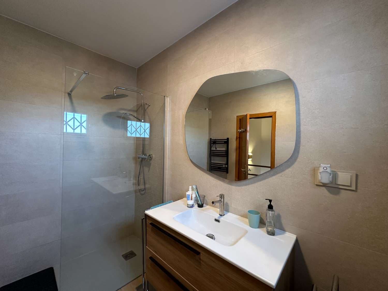 4 quarto Moradia Geminada para venda em L'Ametlla de Mar com piscina garagem - 450 000 € (Ref: 9690113)