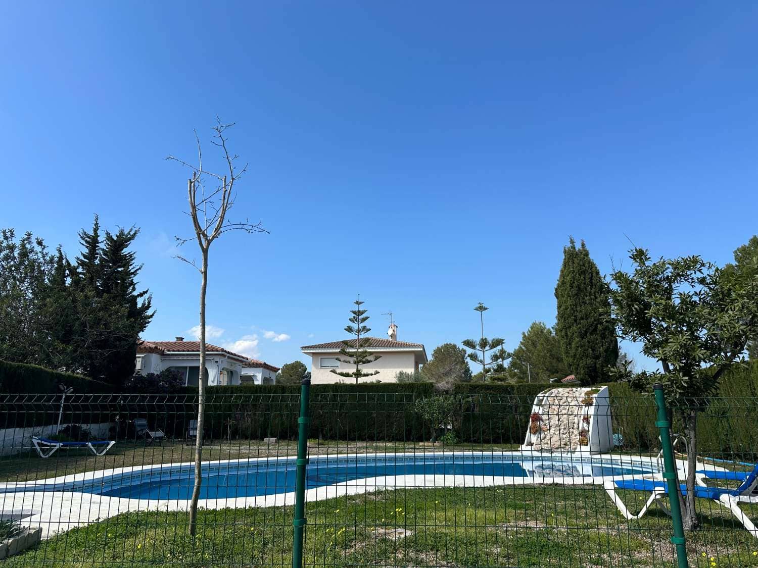4 quarto Moradia Geminada para venda em L'Ametlla de Mar com piscina garagem - 450 000 € (Ref: 9690113)