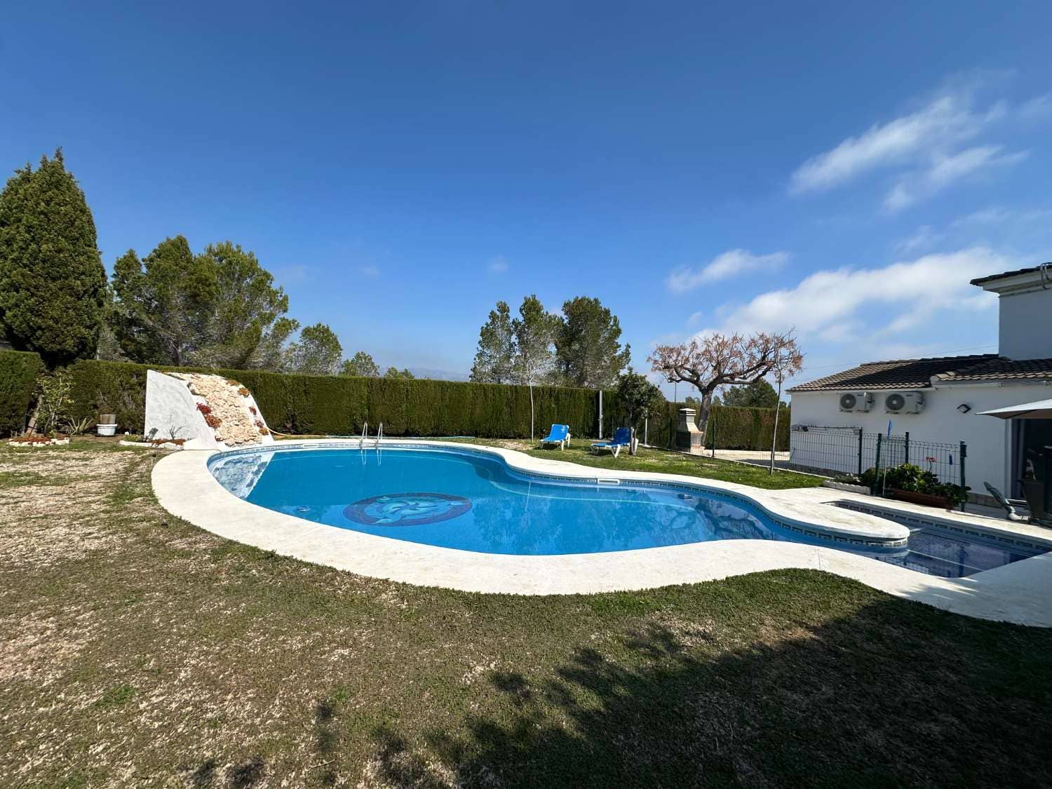 4 quarto Moradia Geminada para venda em L'Ametlla de Mar com piscina garagem - 450 000 € (Ref: 9690113)