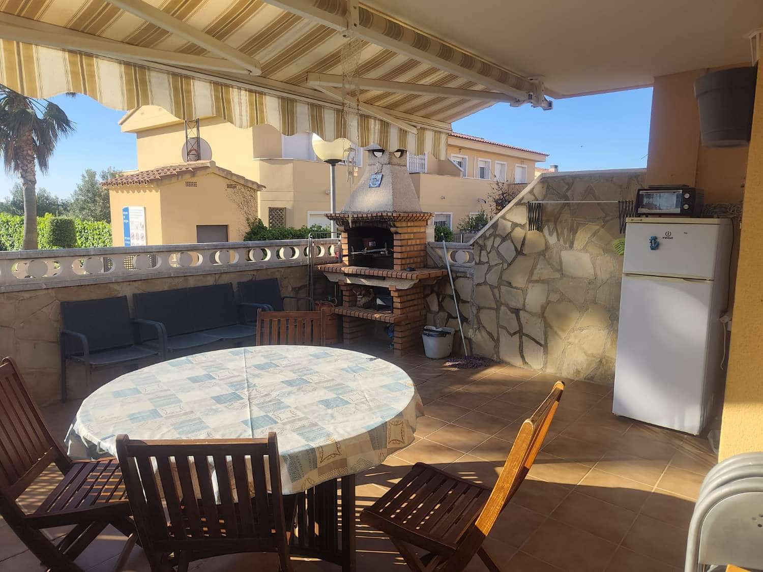 3 makuuhuone Rivitalo myytävänä paikassa Mont-roig del Camp mukana uima-altaan - 280 000 € (Ref: 9755386)