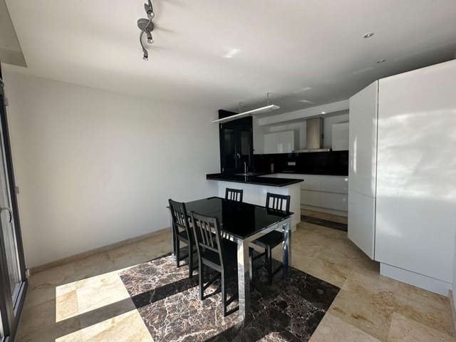 5 soveværelse Byhus til salg i L'Ametlla de Mar med swimmingpool garage - € 1.750.000 (Ref: 9787010)