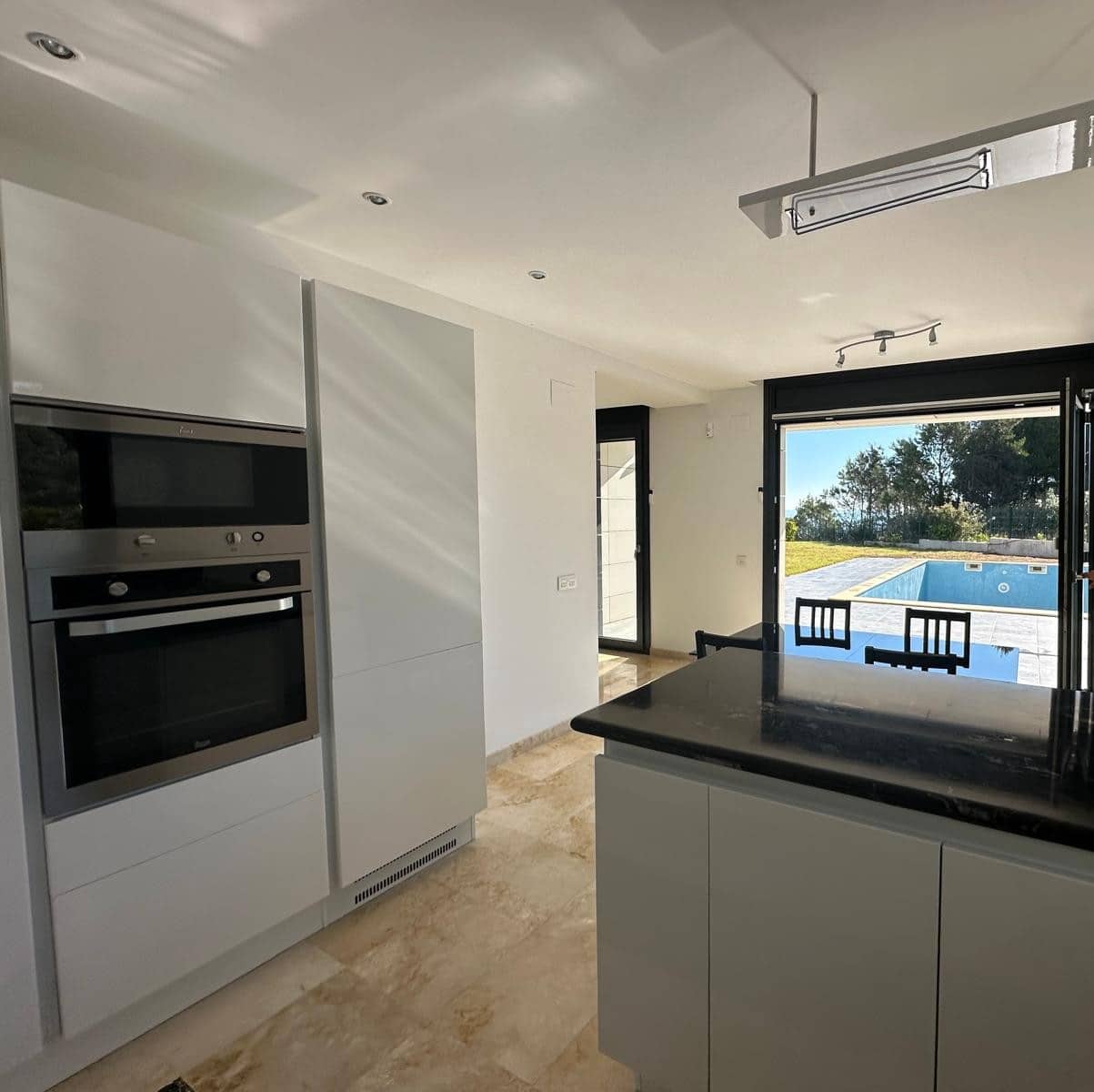 5 soveværelse Byhus til salg i L'Ametlla de Mar med swimmingpool garage - € 1.750.000 (Ref: 9787010)