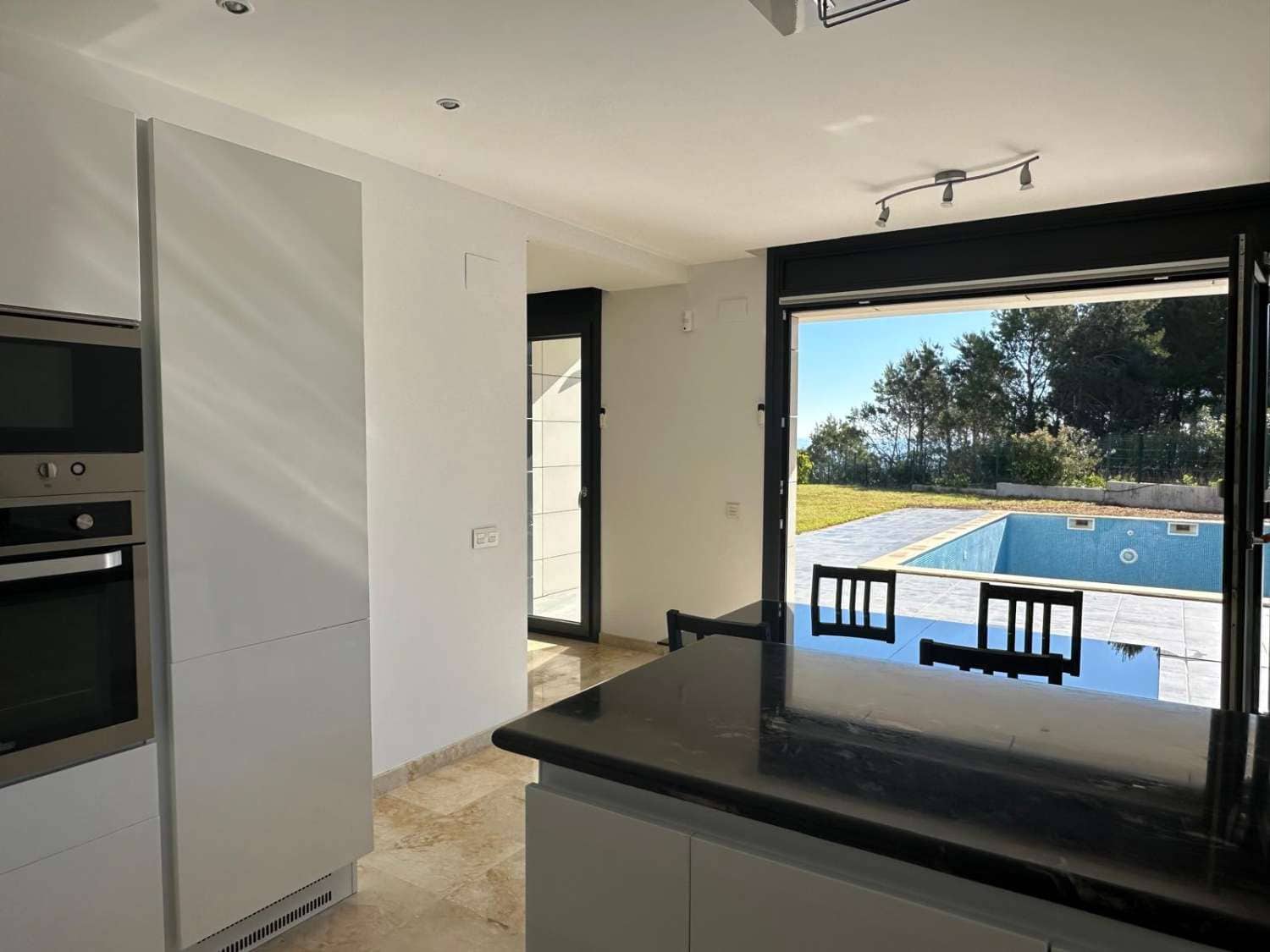 5 soveværelse Byhus til salg i L'Ametlla de Mar med swimmingpool garage - € 1.750.000 (Ref: 9787010)