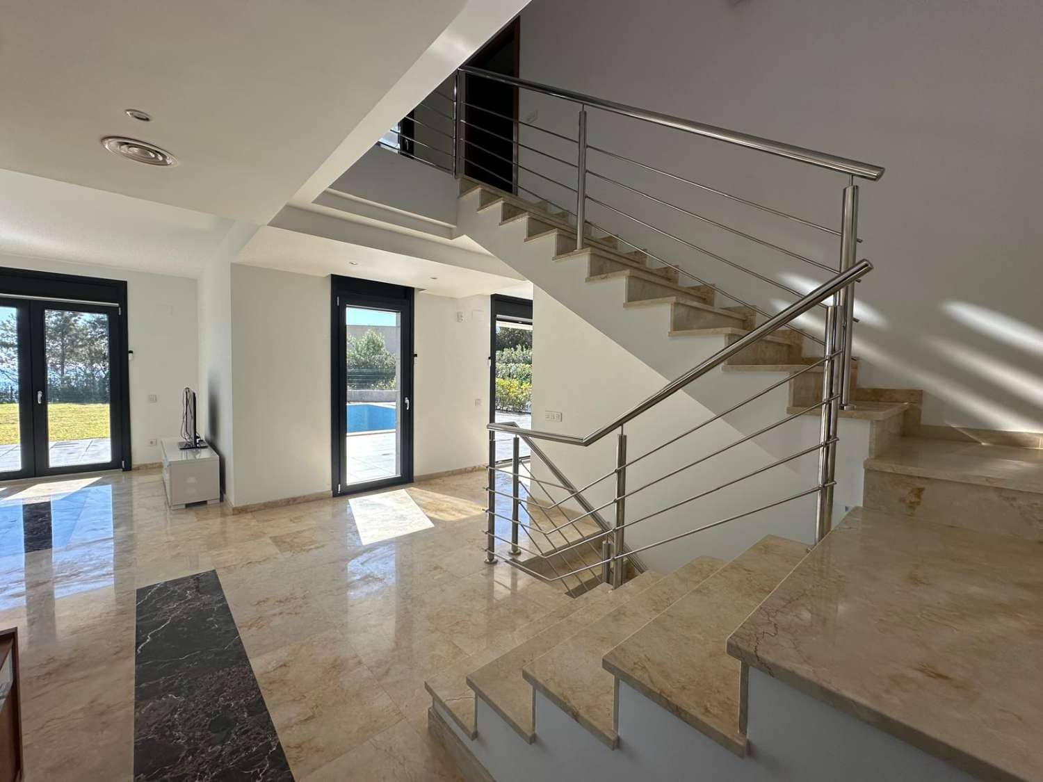 5 soveværelse Byhus til salg i L'Ametlla de Mar med swimmingpool garage - € 1.750.000 (Ref: 9787010)