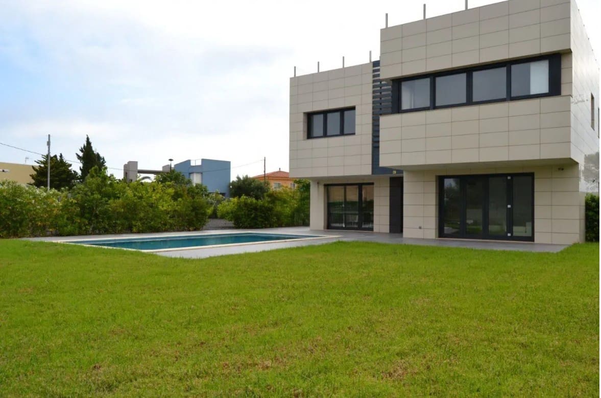 5 soveværelse Byhus til salg i L'Ametlla de Mar med swimmingpool garage - € 1.750.000 (Ref: 9787010)