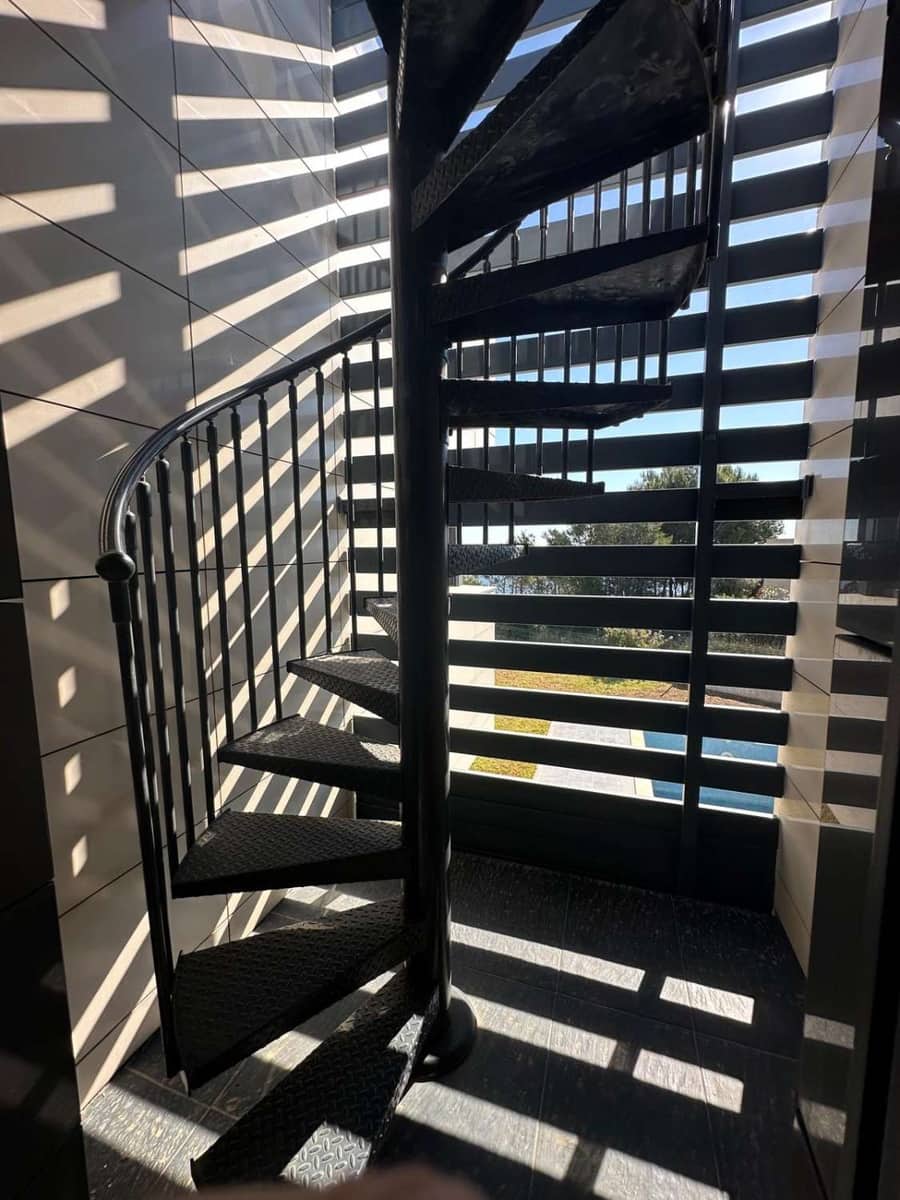 5 soveværelse Byhus til salg i L'Ametlla de Mar med swimmingpool garage - € 1.750.000 (Ref: 9787010)