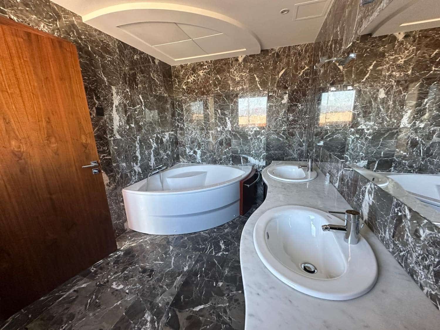 5 soveværelse Byhus til salg i L'Ametlla de Mar med swimmingpool garage - € 1.750.000 (Ref: 9787010)