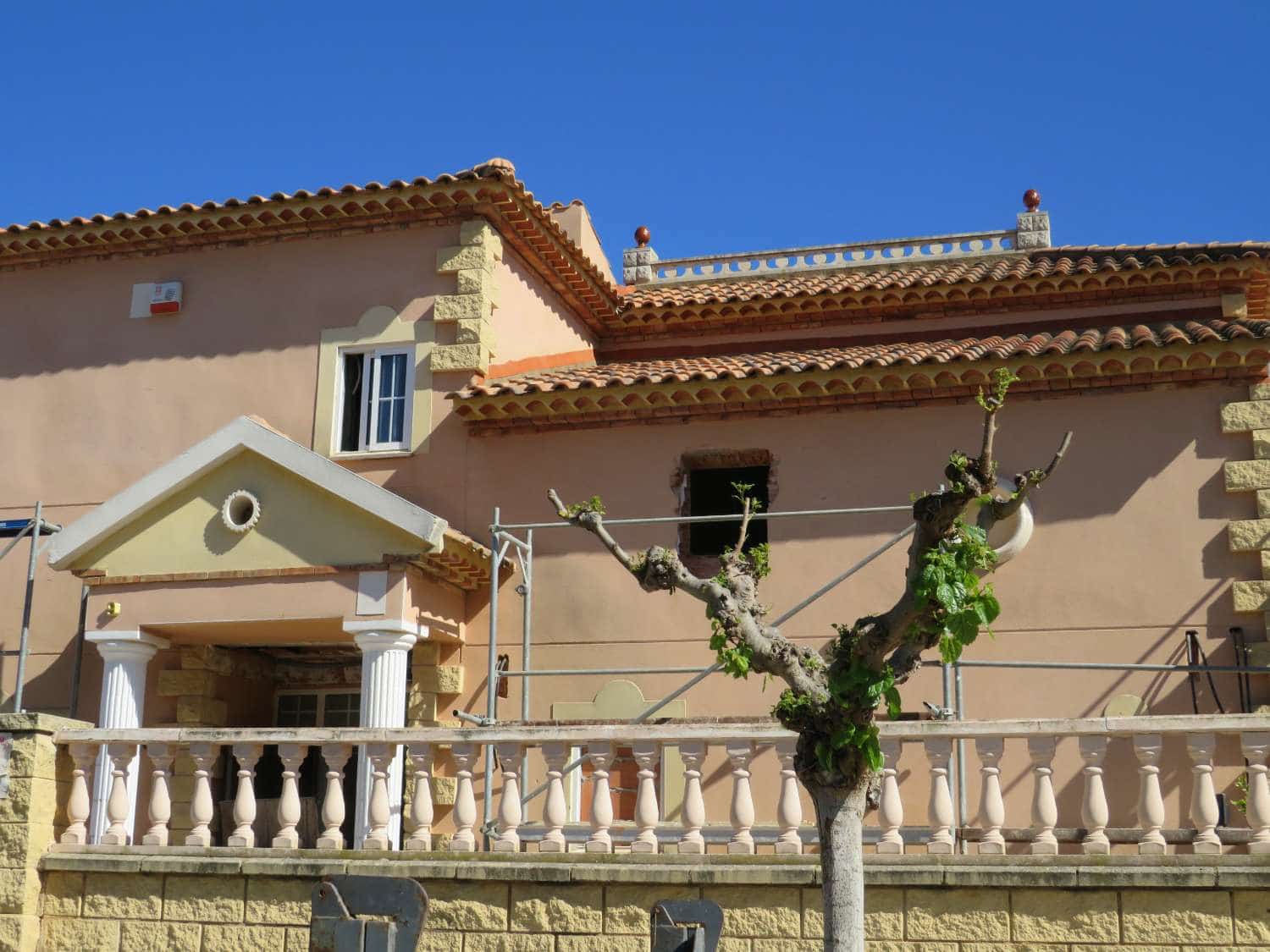 Chalet de 5 habitaciones en Mont-roig del Camp en venta con piscina garaje - 892.500 € (Ref: 9788182)