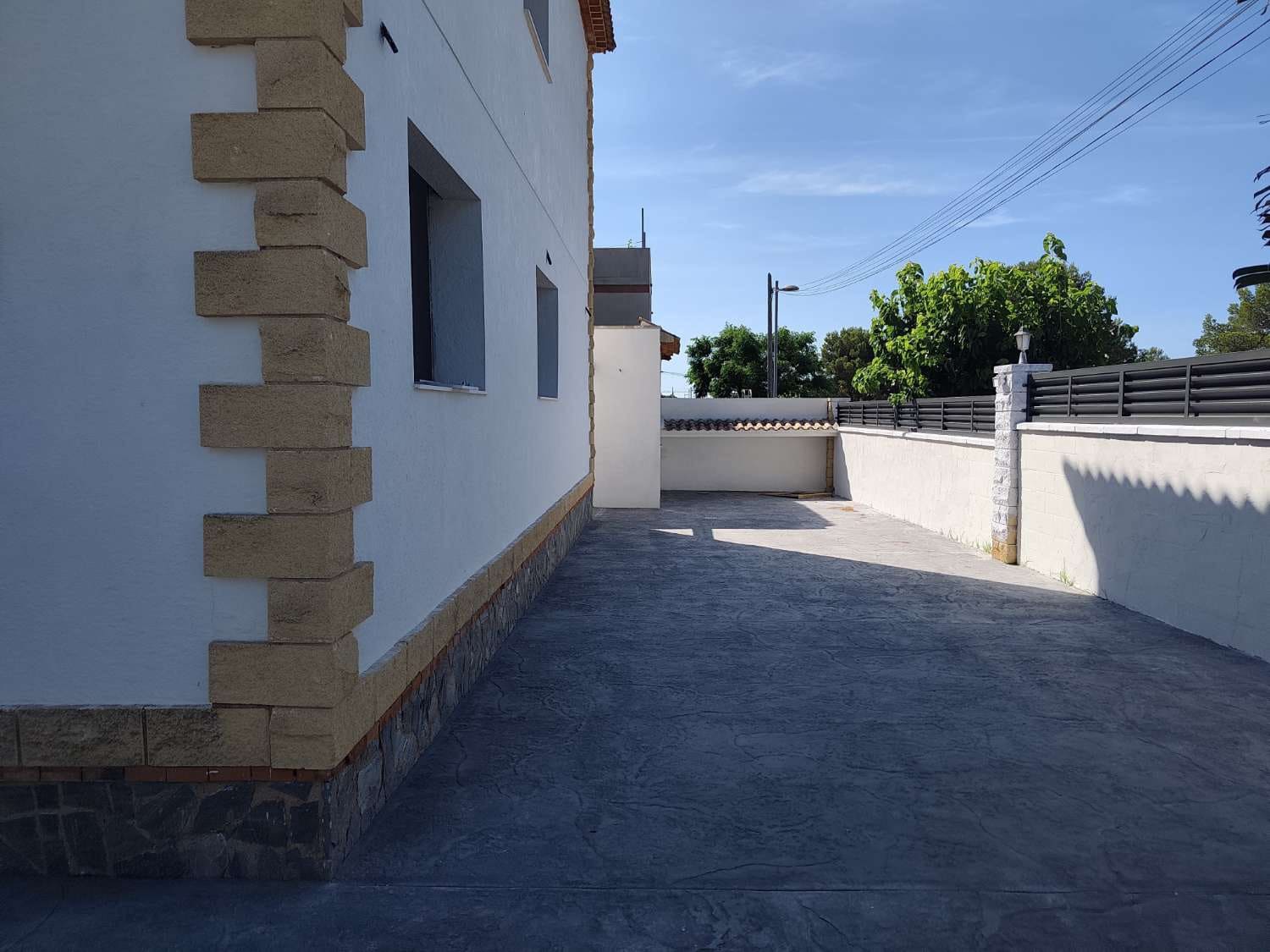 5 soveværelse Villa til salg i Mont-roig del Camp med swimmingpool garage - € 892.500 (Ref: 9788182)