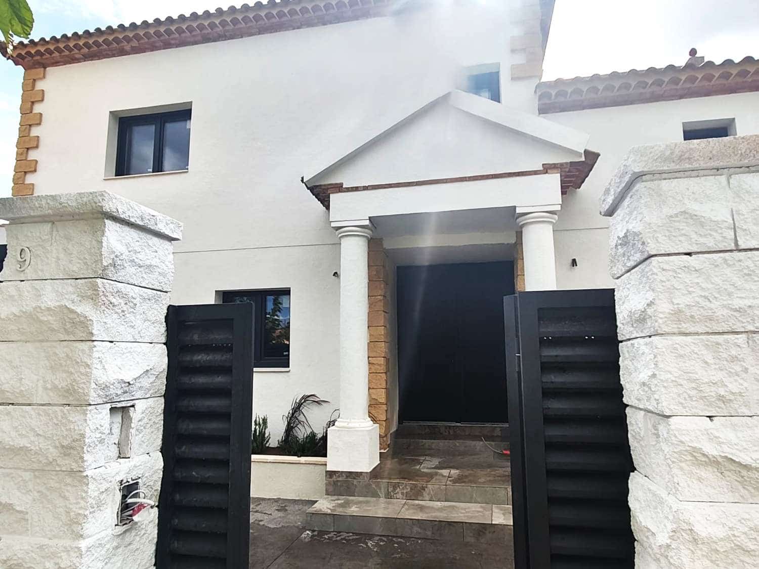 5 camera da letto Villa in vendita in Mont-roig del Camp con piscina garage - 892.500 € (Rif: 9788182)