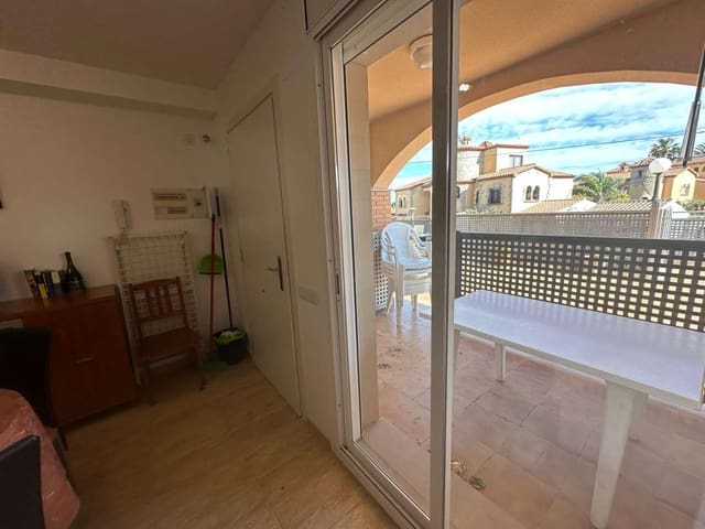 1 makuuhuone Ranta-asunto myytävänä paikassa Mont-roig del Camp mukana uima-altaan 
autotalli - 227 500 € (Ref: 9822330)