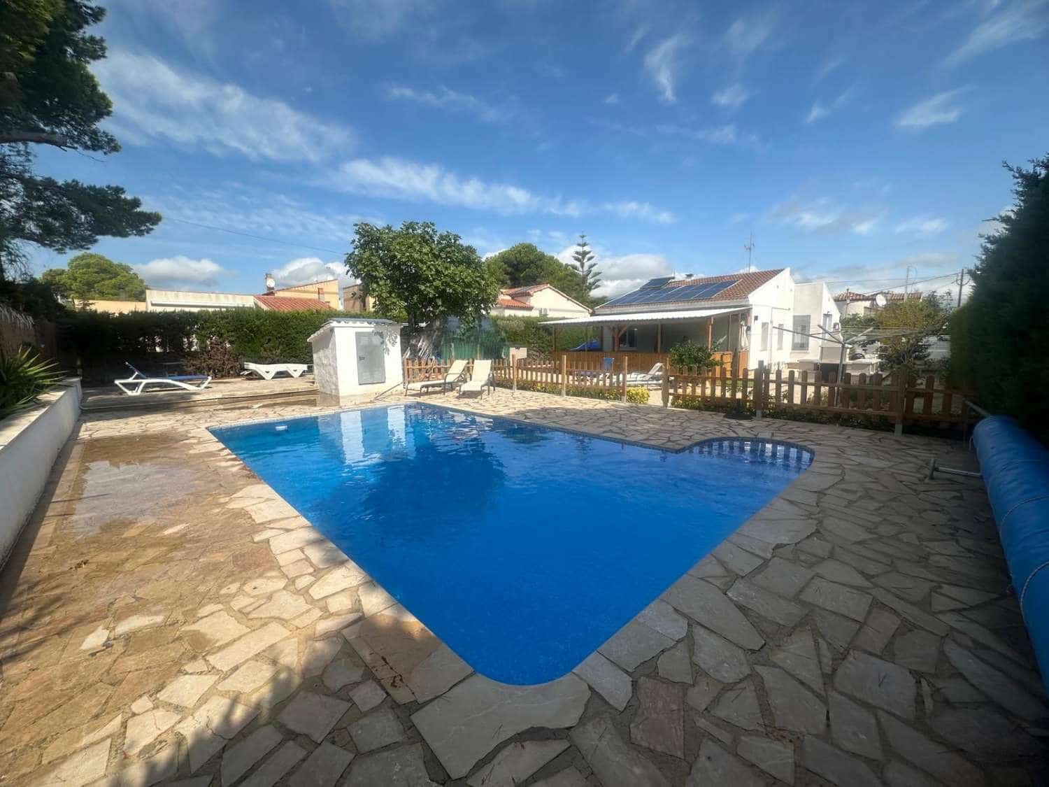 3 bedroom Villa for sale in L'Ametlla de Mar with pool - € 375,000 (Ref: 9824761)