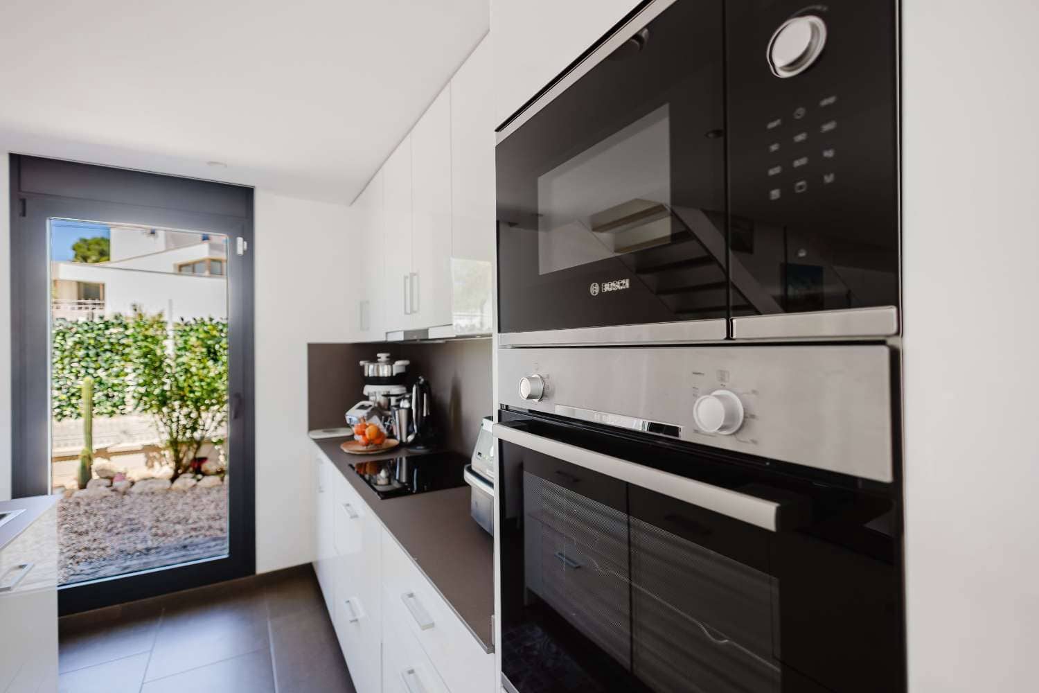 4 bedroom Villa for sale in L'Ametlla de Mar with pool garage - € 780,000 (Ref: 9826343)