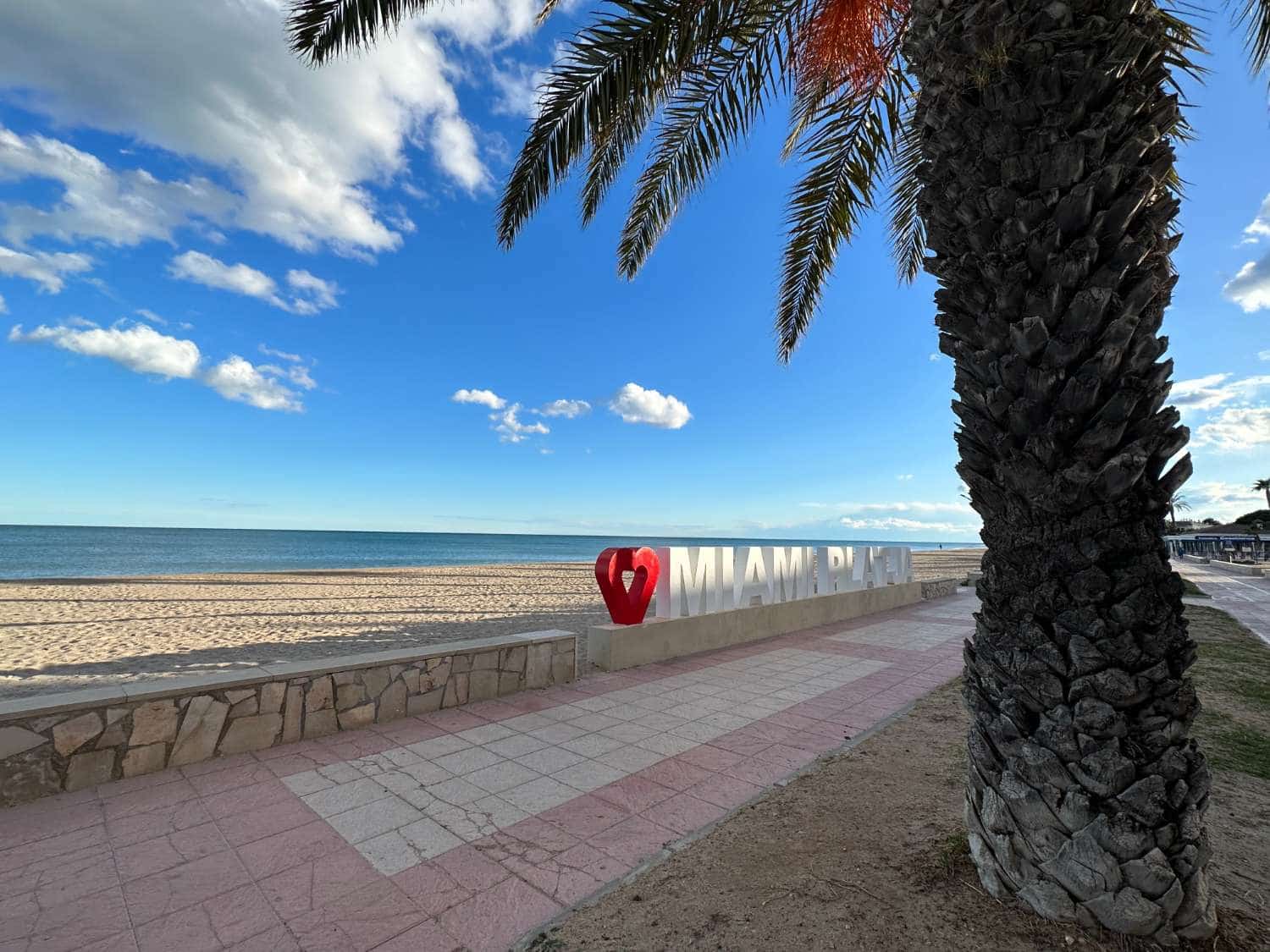 2 bedroom Beach Apartment for sale in Mont-roig del Camp with pool garage - € 195,000 (Ref: 9827087)