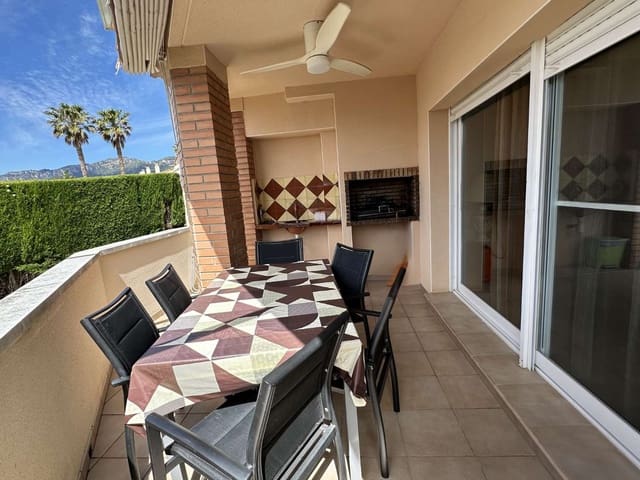 4 soveværelse Semi-Rækkehus til salg i Mont-roig del Camp med swimmingpool garage - € 629.000 (Ref: 9828761)