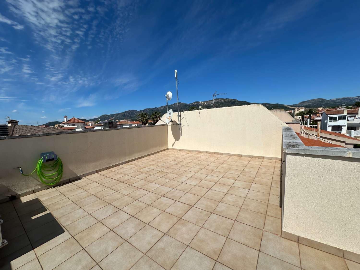 4 soveværelse Semi-Rækkehus til salg i Mont-roig del Camp med swimmingpool garage - € 629.000 (Ref: 9828761)