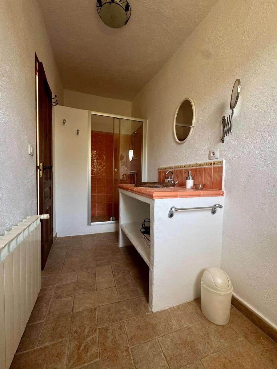 8 bedroom Finca/Country House for sale in L'Ametlla de Mar with pool garage - € 530,000 (Ref: 9889912)