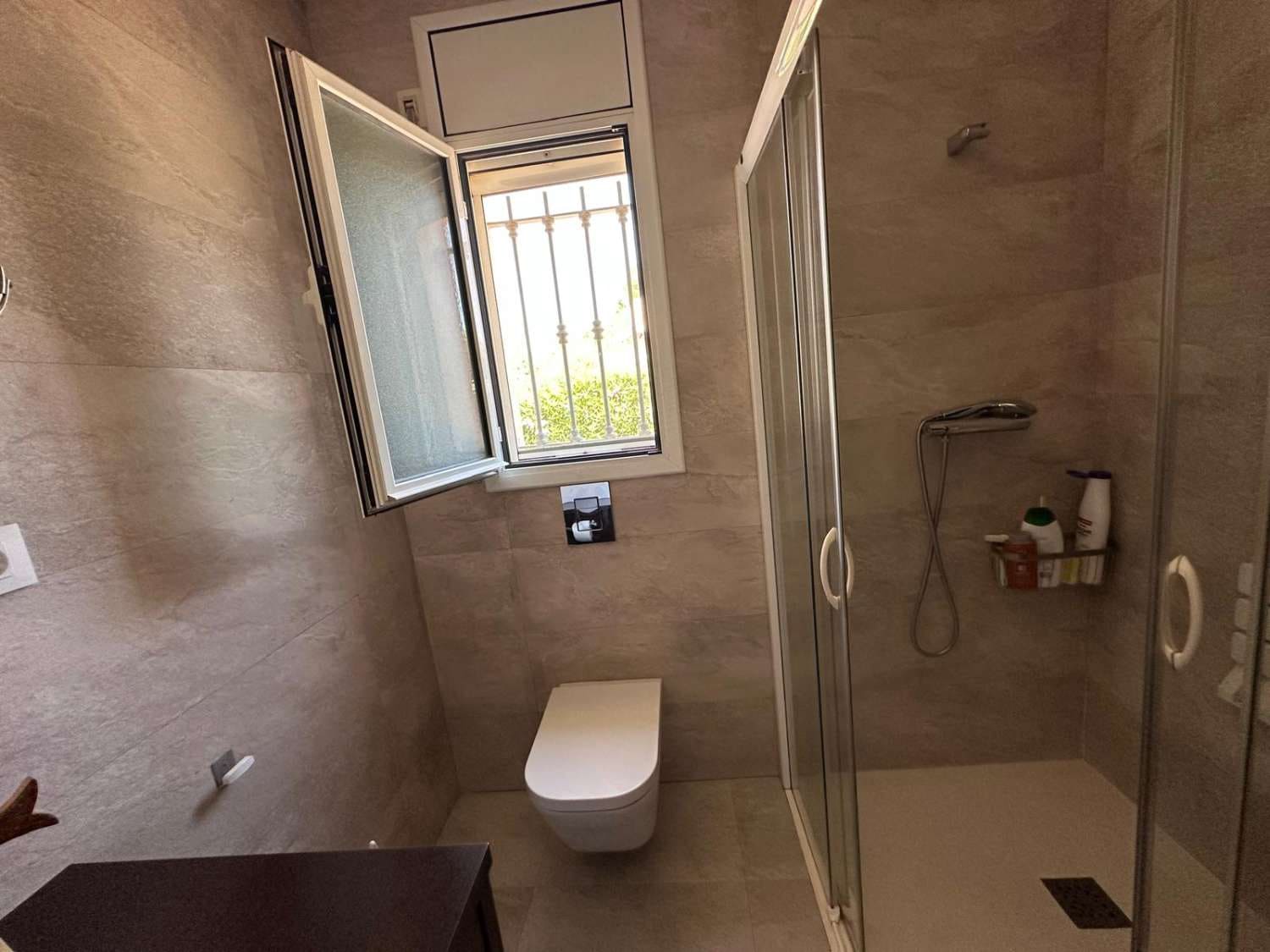 4 sovrum Villa till salu i L'Ametlla de Mar med pool - 390 000 € (Ref: 9915301)