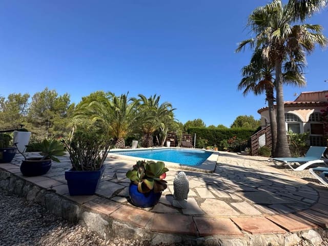 4 sovrum Villa till salu i L'Ametlla de Mar med pool - 390 000 € (Ref: 9915301)