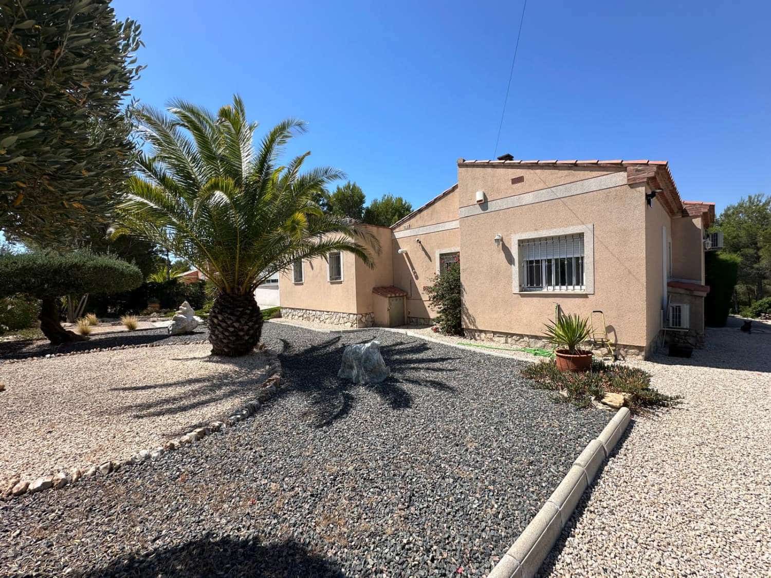 4 sovrum Villa till salu i L'Ametlla de Mar med pool - 390 000 € (Ref: 9915301)