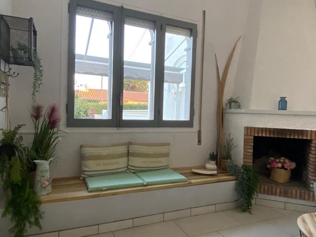 Pareado de 3 habitaciones en Mont-roig del Camp en venta con piscina garaje - 290.000 € (Ref: 9943381)